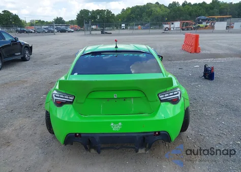 2013 Scion Fr-S z USA, uszkodzony, nr VIN JF1ZNAA18D1723672